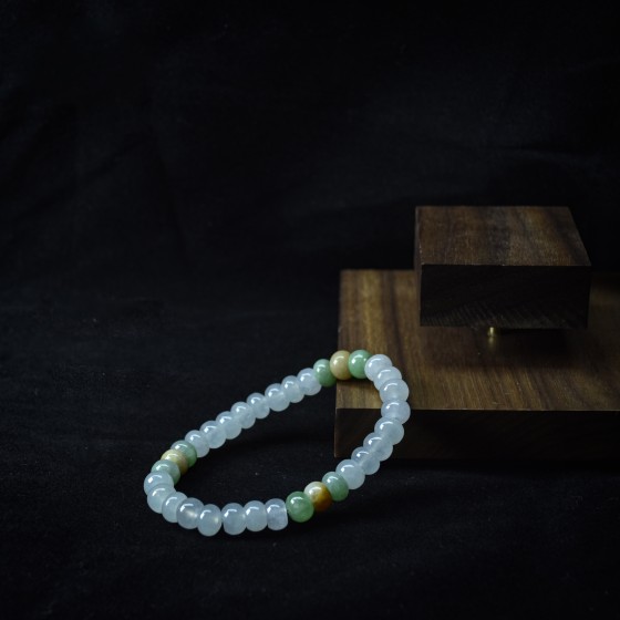 吉韵臻藏三色翡翠手串