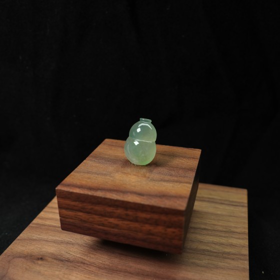 嫩光福禄 · 翡翠葫芦裸石（可定制吊坠）